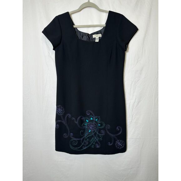 Amanda Smith Petite Women's Black Sheath Dress With Embroidery Design Size 10P - Picture 1 of 4